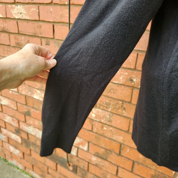 Black Soft Long Sleeve Acrylic Sweater Pullover Top Size XL - Picture 3 of 4